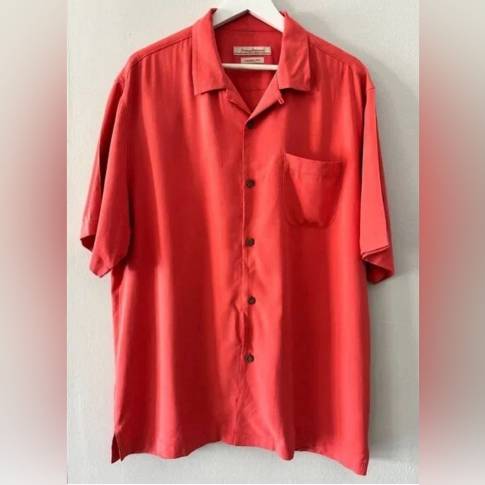 Tommy Bahama Shirt Mens L 100% Silk Salmon Pink Single Front Pocket SOFT